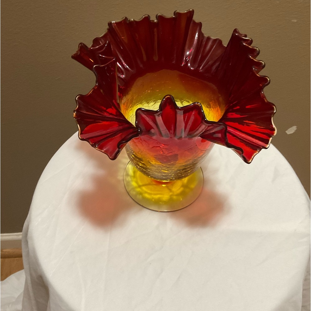 Vtg MCM Blenko Amberina Glass Vase w/Crimped Ruffled Edge